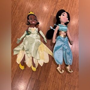 Disney Princess Tiana and Jasmine Plush Dolls
